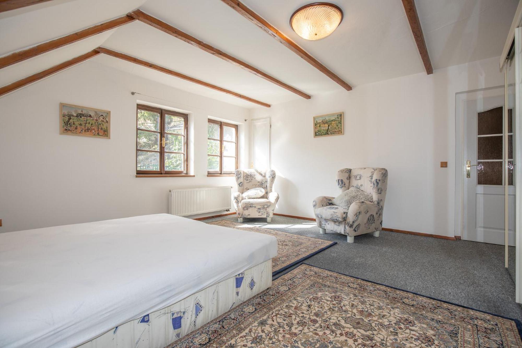 Resort U Jelena Křivoklát Kültér fotó